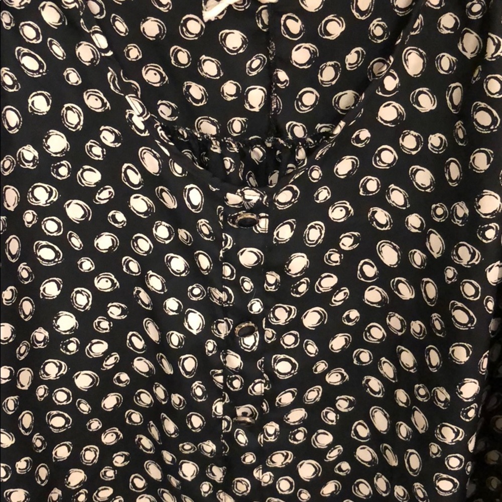 Patterned Blouse - Picture 2 of 3